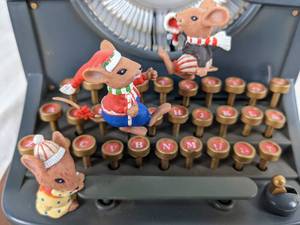 lot 5 image: Enesco Typewriter Mice Deluxe Multi-Action Musical & Box - All We Want for Christmas E-207