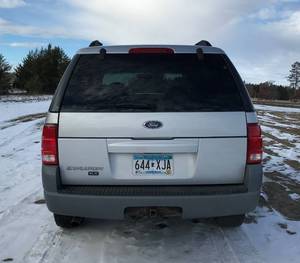 2002 Ford Explorer XLS 4X4