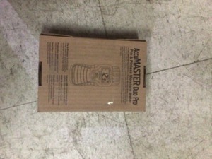 lot 32 image: Calculated Industries AccuMASTER Duo Pro Pin and Pinless Moisture Meter for Wood and Building Materials