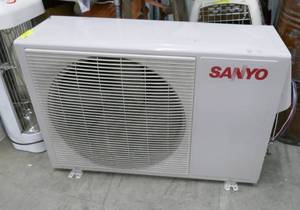 SANYO C1251 split type air conditioner 115v