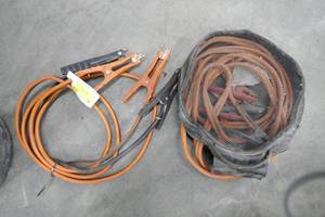 2 sets of jumper cables