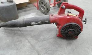 Craftsman 25cc Gas Blower, has compression