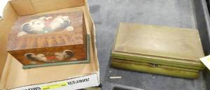 2 vintage jewelry boxes