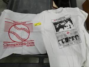Twins Homer Hanky and tshirt large