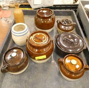 Lot of 8 stoneware pottery bean pots with covers, nice condition