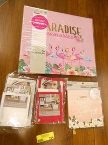 Scrapbook album 30 pages, 2 photo frames and a mini photo album with 40 pages