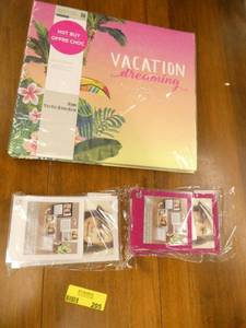 Scrapbook album 30 pages, 2 photo frames