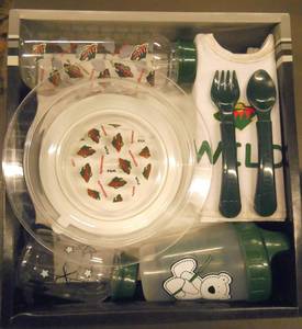 New Minnesota WILD Gift set of Baby Bottle 4oz and 8oz, spill proof cup, Fork, Spoon, Bowl and Cotton Bib
