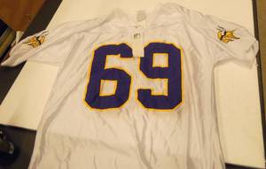 Vikings Allen shirt size Mens Large