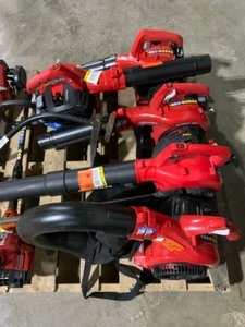 Pallet of Homelite 150 MPH 400 CFM 26cc Gas Handheld Blower Vacuum & Homelite 2-Cycle 26 CC Straight Shaft Gas Trimmers. See Pictures