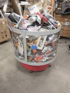 LOT OF MIXED ITEMS PLEASE SEE PICTURES