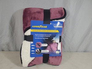 lot 31 image: New Goodyear 12v Plush and Sherpa Heated Throw