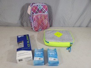 lot 33 image: 2 New Lunchboxes  Bag, New Ice Blanket, and 2 New Ice Packs