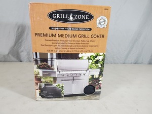 lot 132 image: New Premium Grill Cover