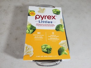 lot 140 image: New Pyrex Littles 2 Piece Set
