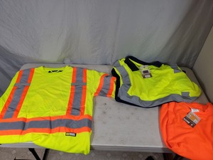 lot 178 image: 3 New High Vis Work Shirts