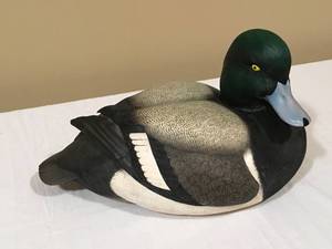 lot 249 image: Greater Scaup Duck Decoy