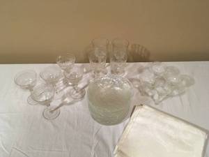lot 204 image: Crystal Dishes & Stemware and Table Linens