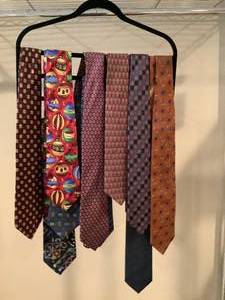 lot 366 image: Ties