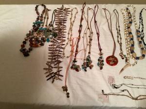 lot 363 image: Misc. Jewelry
