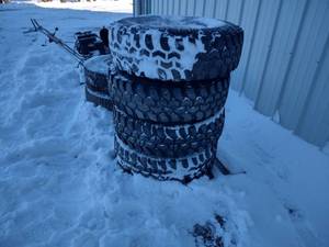 lot 20 image: Set of Four 36 x 12.50 R16 Tires