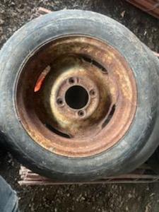 lot 34 image: Used Tire