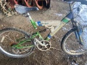lot 41 image: Kawasaki Bicycle