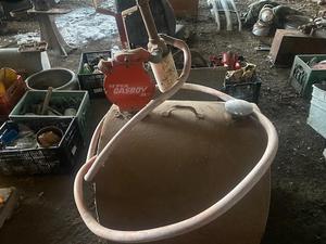 lot 44 image: Diesel Fuel Tank with Pump