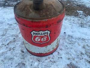 lot 54 image: Vintage Phillips 66 Oil Can