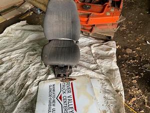 lot 69 image: Semi Air Ride Truck Seat and two mud flaps