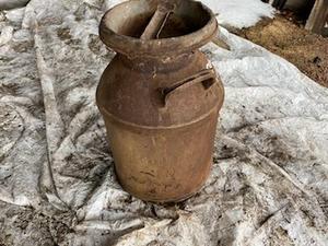lot 75 image: Cream  Milk Can from Hector COOP