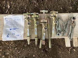 lot 108 image: Lycofit Couplings and Tools