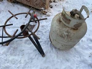 lot 118 image: Propane Tank and Turkey Cooker Burner