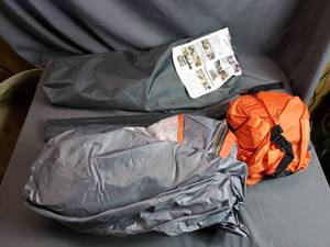 Rightline Gear Truck Tent