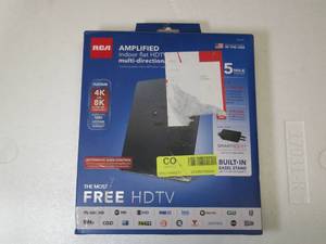 lot 4 image: RCA - Indoor Flat Amplified HDTV Antenna - Black