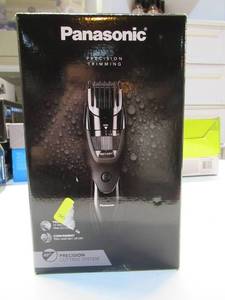 lot 62 image: Panasonic - Rechargeable BeardHair Trimmer with Adjustable Trim Settings WetDry  ER-GB42-K - Black