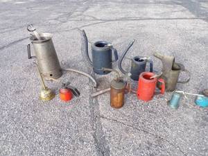 Large Oil Can Lot