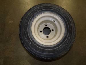 18 x8.5 -8 Wheel and 4 hole hub