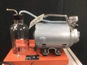 lot 16 image: Gomco 402 Vacuum Suction Pump Aspirator With Bottle - Excellent Working Condition