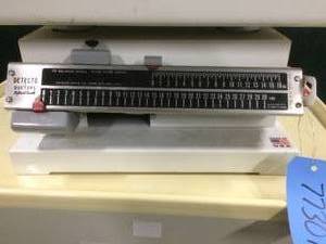 lot 25 image: Detecto Pediatric Infant Weighing Scale