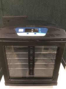 lot 33 image: Sage Counter Top Media Towel Warmer 7937