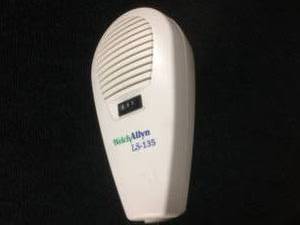 lot 35 image: Welch Allyn LS-135 Examination Light