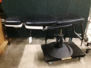 lot 39 image: WOW MSRP $3000 Reliance 3000 Manual Hydraulic Hi Low Full Recline Exam ENT Ophthalmic Chair Ink Bed - Great Condition