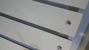 lot 7 image: Elevated Slatted Tub Shelf Seat