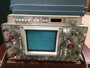 lot 49 image: Tektronix 468 Portable Benchtop Digital  Analog Storage Oscilloscope With Cover & More - Great Working Condition