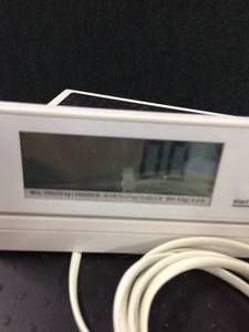 lot 62 image: MSRP $250 Seca 869 Lightweight Portable Digital Flat Step On Scale With Remote Display 550lb Capacity - Great For Packages Too - Great Working Condition