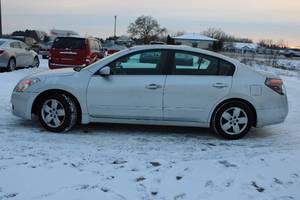 lot 24 image: 2008 Nissan Altima 2.5
