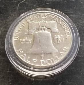 1958 FRANKLIN HALF DOLLAR IN AIRTITE