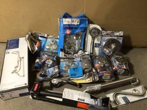 lot 67 image: MIX LOT OF Glacier Bay 6-Spray Wall Bar Raincan Showerhead  PLUS MISC Customer Returns See Pictures