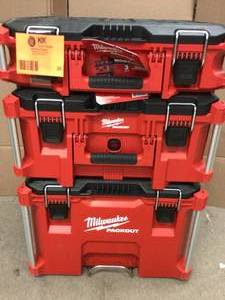lot 30 image: Milwaukee PACKOUT 22 in. Modular Tool Box Storage System  PLEASE SEE PICS DAMAGED&nbsp
